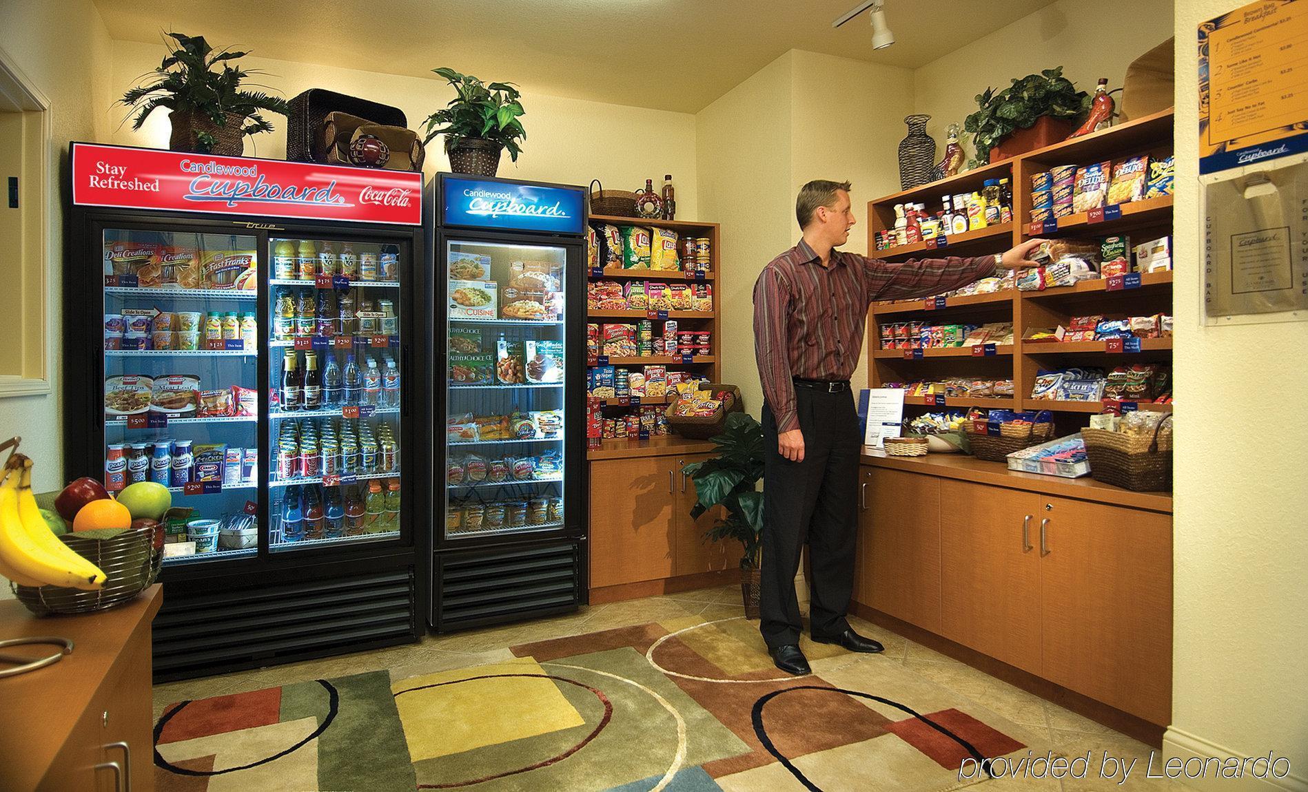 Candlewood Suites Lakewood, An Ihg Hotel Restaurant photo